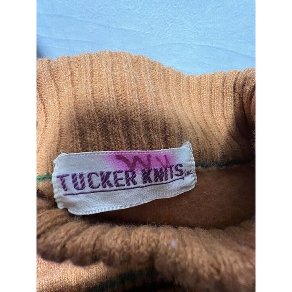 TUCKER KNITS Sweater Basketball print Mock Neck - Picture 8 of 11